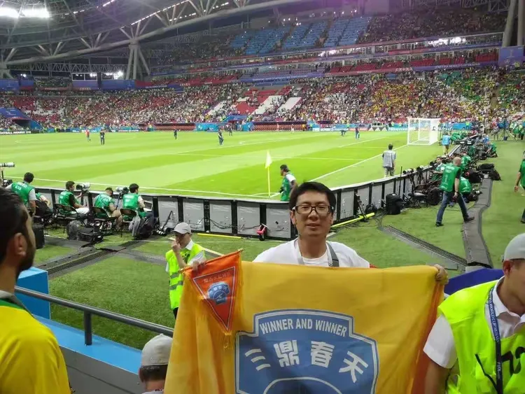 最近足球职业比赛总结：一场胜利温暖全场的简单介绍