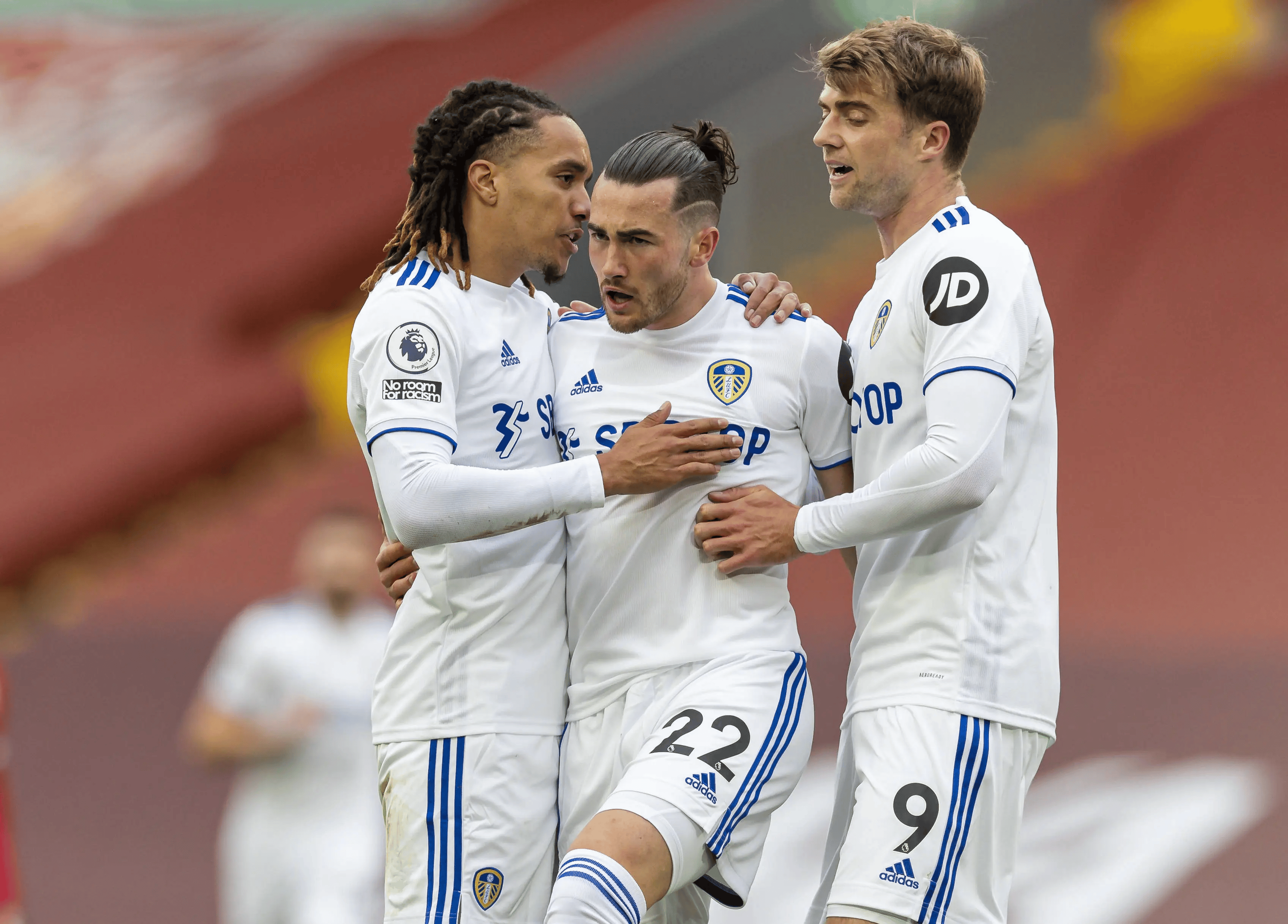 利兹联客场惊险战胜布莱顿，保持不败势头的简单介绍