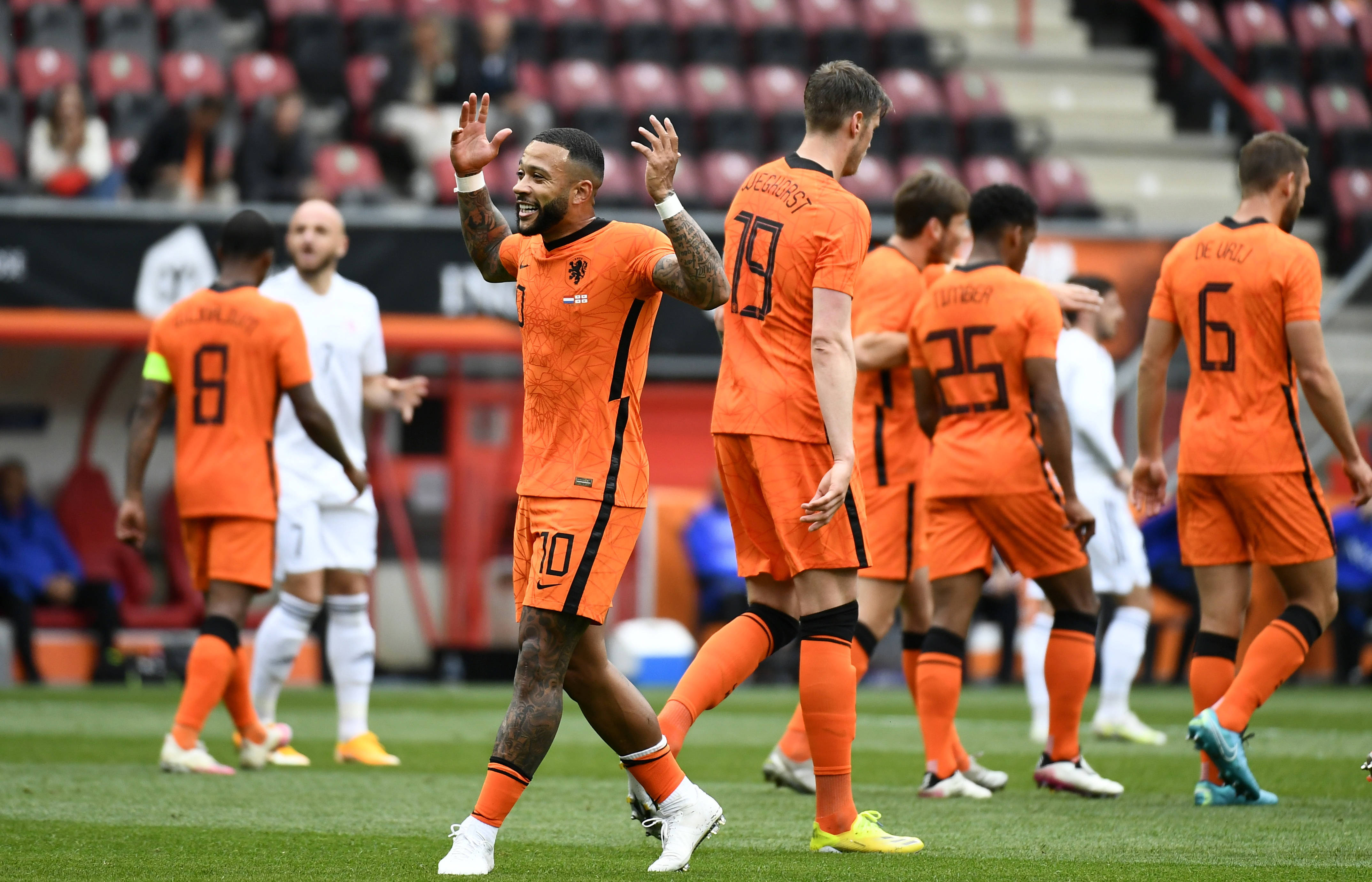 荷兰球队争分夺胜欧洲杯资格赛焦点