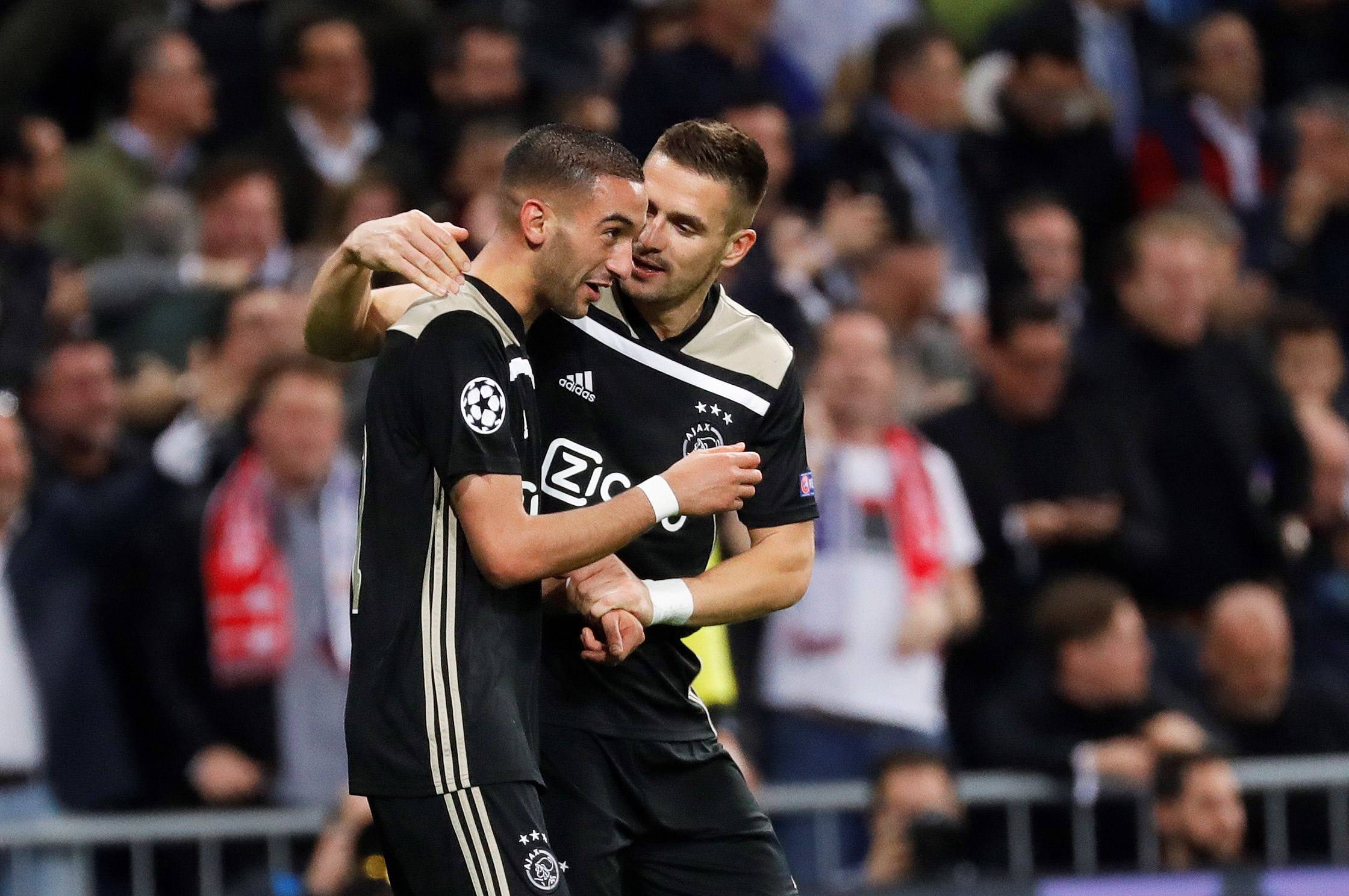 包含塞维利亚主帅谈战术，全力备战下一场比赛的词条