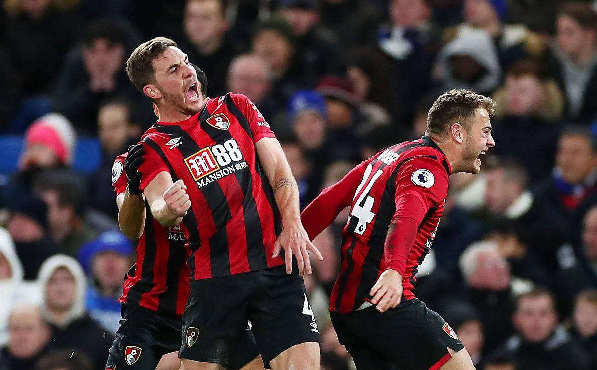 包含伯恩茅斯客场击败布莱顿，战绩出色的词条