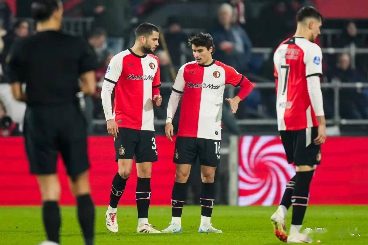 包含AC米兰击败对手，实现四连胜的词条